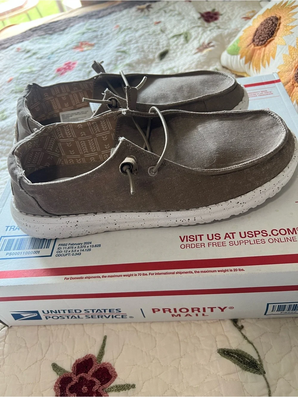 Hey Dude Women's Size 11 Wendy Stretch Canvas Casual Loafers Taupe